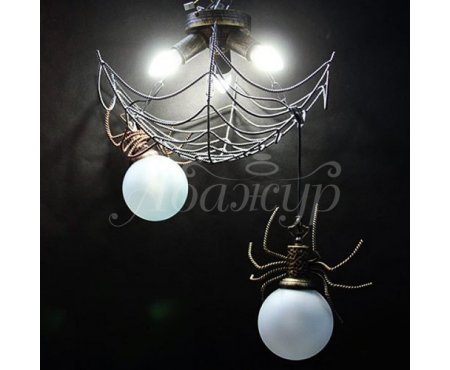 Люстра дизайнерская в детскую Паук на паутине 3+2